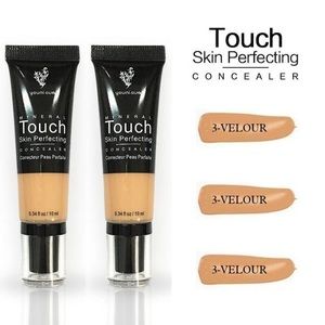 💥Last Chance💥Brand New!Younique Concealer Velour